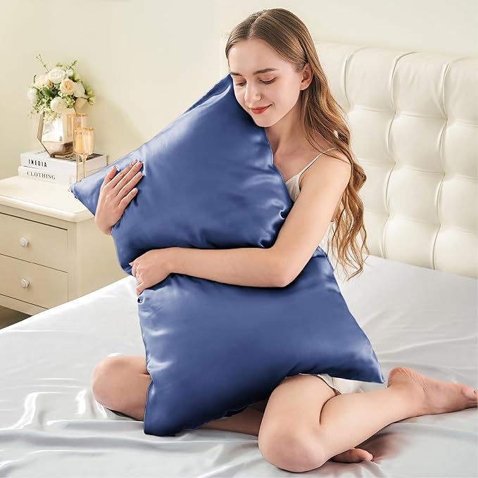 INFIIXSO Mulberry Silk Pillowcase for Hair and Skin, Silk Pillow Cases Standard Size with Hidden Zipper 20x26 Inches, Extraordinary Smooth and Soft Cooling Pillow Cases for Hot Sleepers(Navy, 1 Pack)