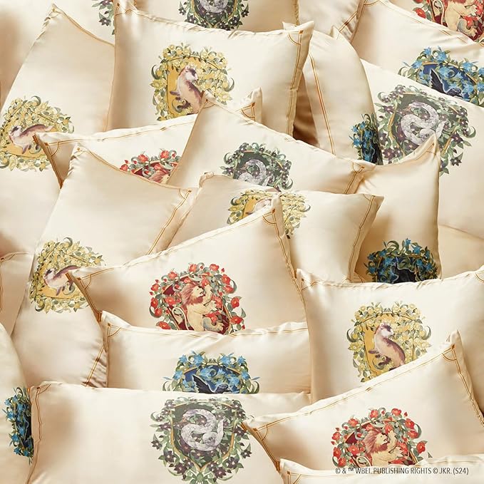 Kitsch x Harry Potter Gryffindor Satin Pillowcase with Zipper – Double-Sided Crest Design – Better Than Silk Pillowcase – Perfect for Kids Rooms & Toddler Bed Time Pillow Case – King Size 19x36