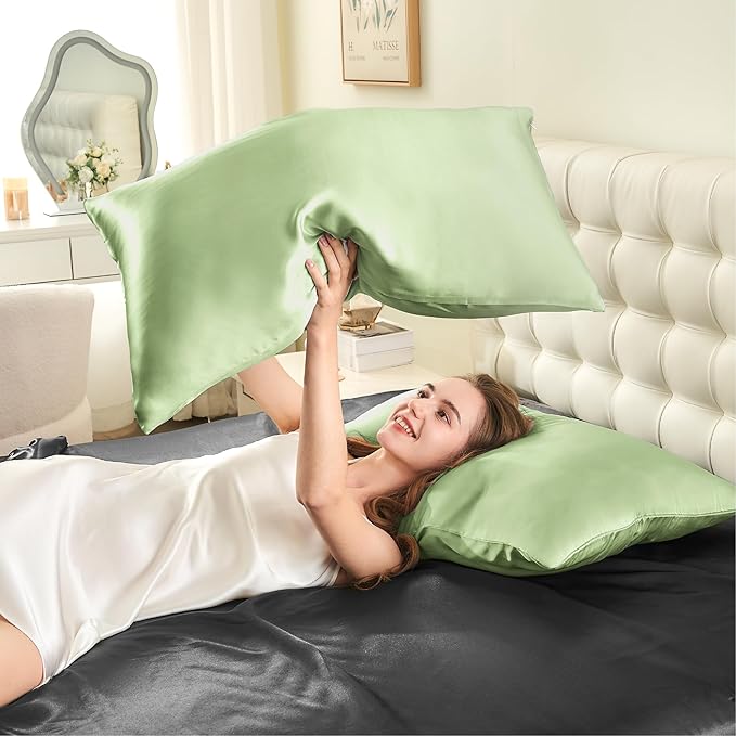 INFIIXSO Silk Pillow Cases 2 Pack Standard Size, Ultra Smooth & Soft Mulberry Silk Pillow Case for Hair and Skin, Breathable Cooling Silk Pillowcase with Hidden Zipper (Sage Green, 20x26 Inches)