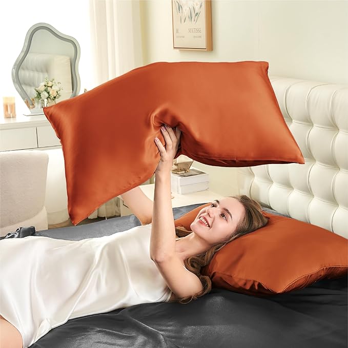 INFIIXSO Mulberry Silk Pillowcase for Hair and Skin, Silk Pillow Cases King Size with Hidden Zipper 20x40 Inches, Super Smooth and Soft Cooling Pillow Cases for Hot Sleepers(Orange, 1 Pack)