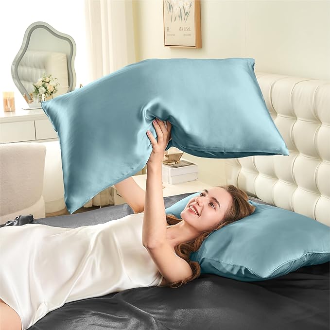 INFIIXSO Mulberry Silk Pillowcase for Hair and Skin, Silk Pillow Cases Standard Size with Hidden Zipper 20x26 Inches, Super Smooth and Soft Cooling Pillow Cases for Hot Sleepers(Haze Blue, 1 Pack)