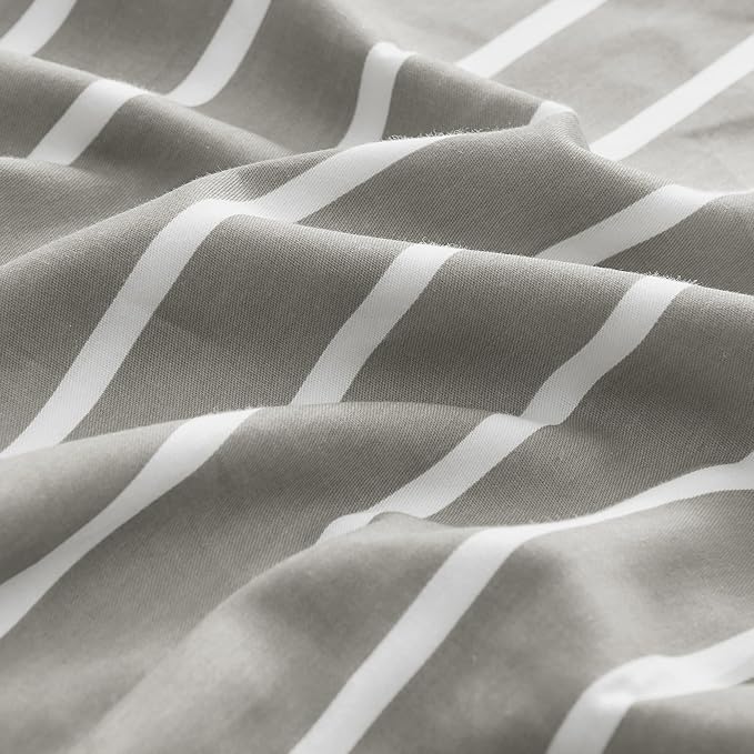 JELLYMONI 100% Natural Cotton StripedKing Pillowcases Set, 2 Pack Gray and White Stripes Pattern Printed Pillow Covers with Envelope Closure(Pillows are not Included)