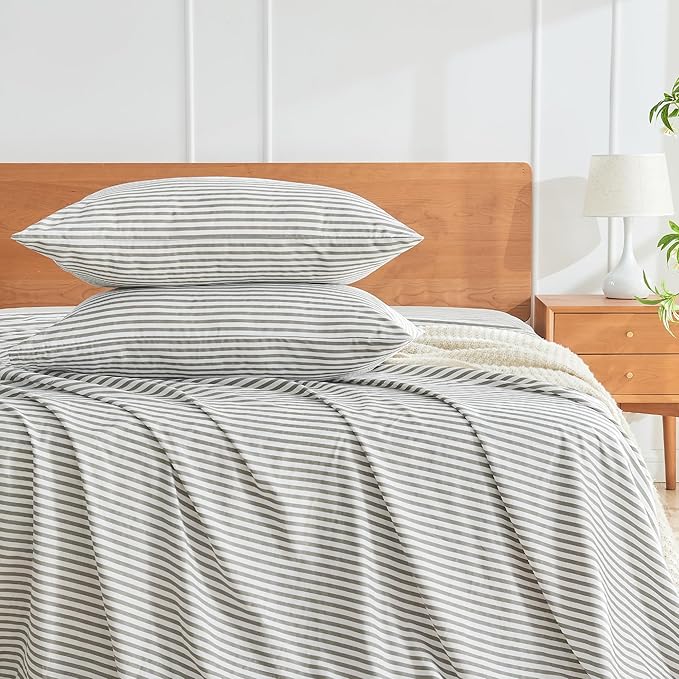 JELLYMONI 100% Natural Cotton Striped Pillowcases Set, 2 Pack White and Grey Stripes Pattern Printed Pillow Covers with Envelope Closure(Pillows are not Included)(King(20×40inches))